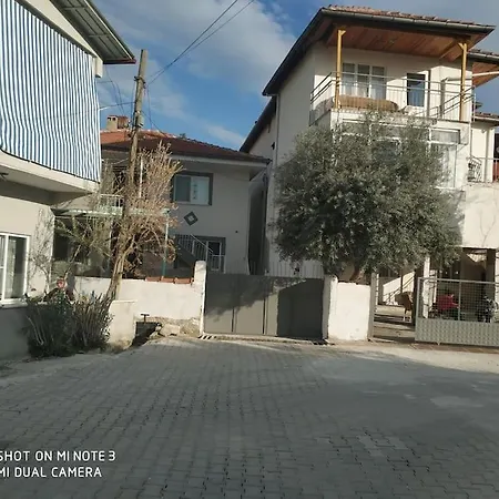 Happy House 1 Apartment *